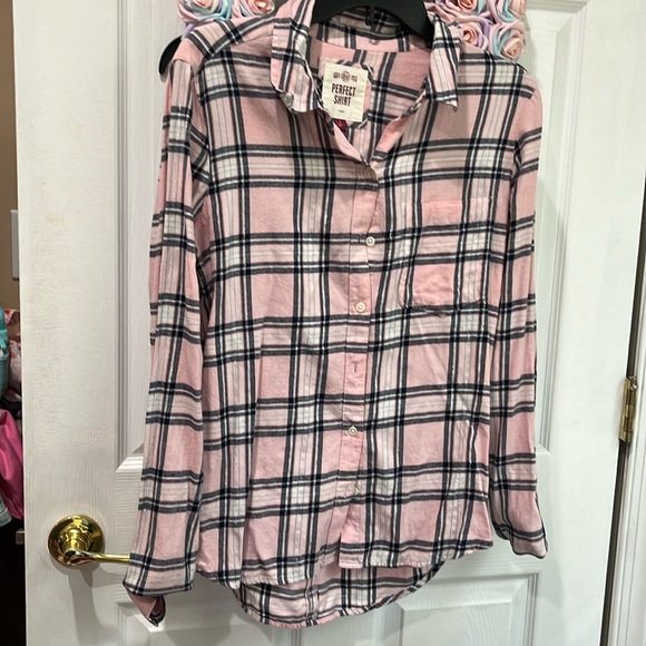 Pink silver sparkle plaid so long sleeve button top - Picture 1 of 10